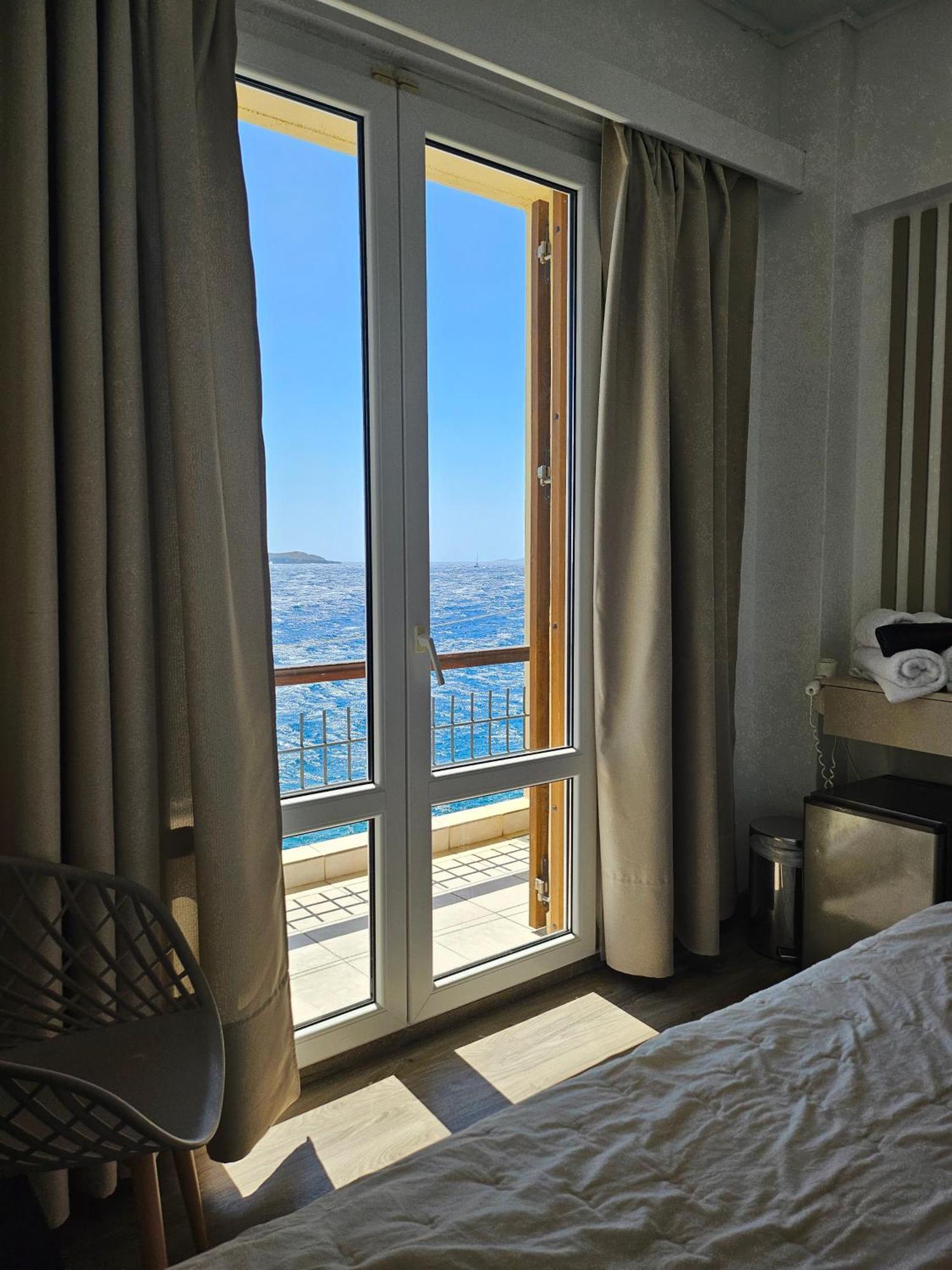 Nisaki Hotel & Elite Suites Ermupoli Zewnętrze zdjęcie