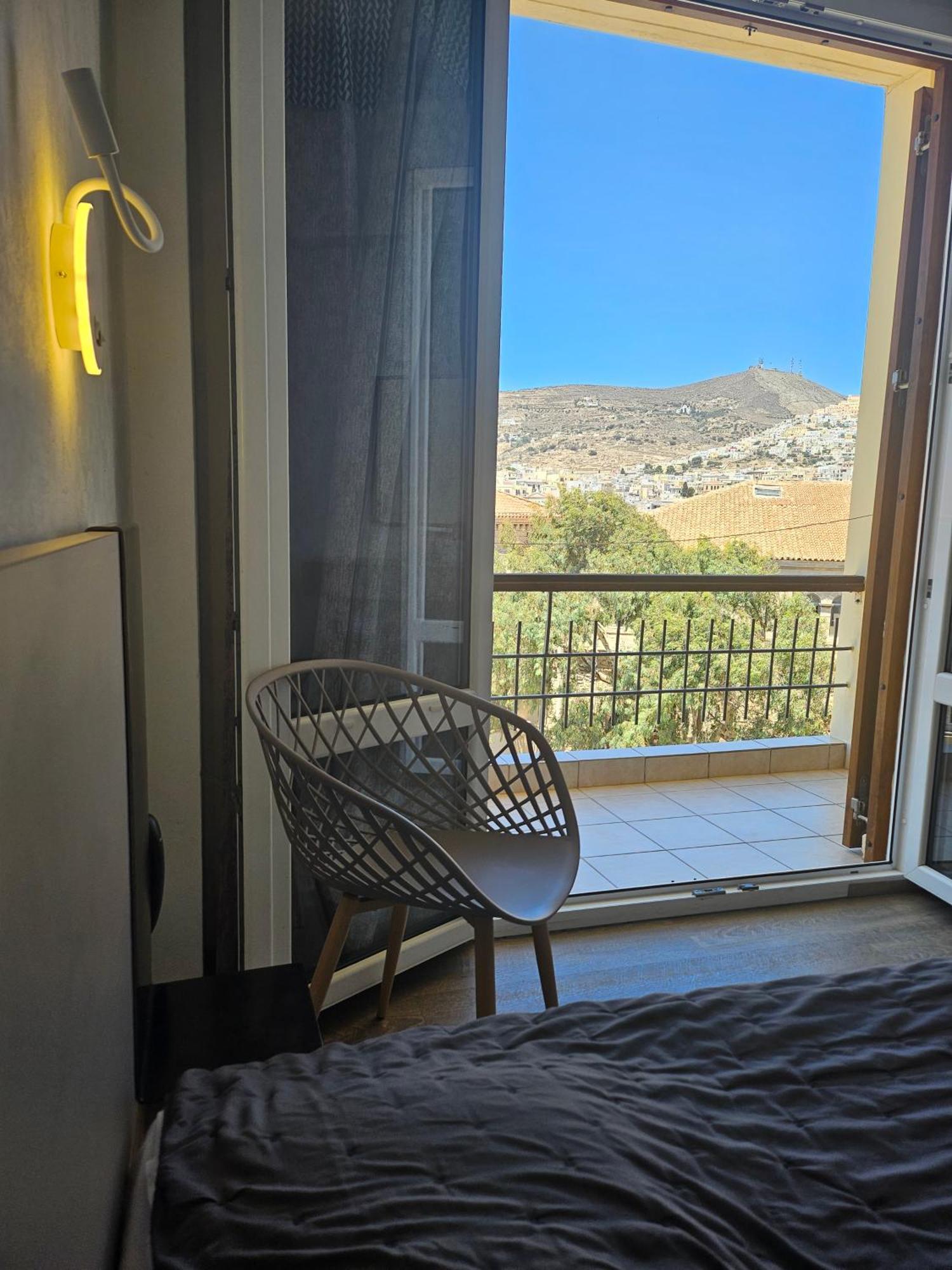 Nisaki Hotel & Elite Suites Ermupoli Zewnętrze zdjęcie