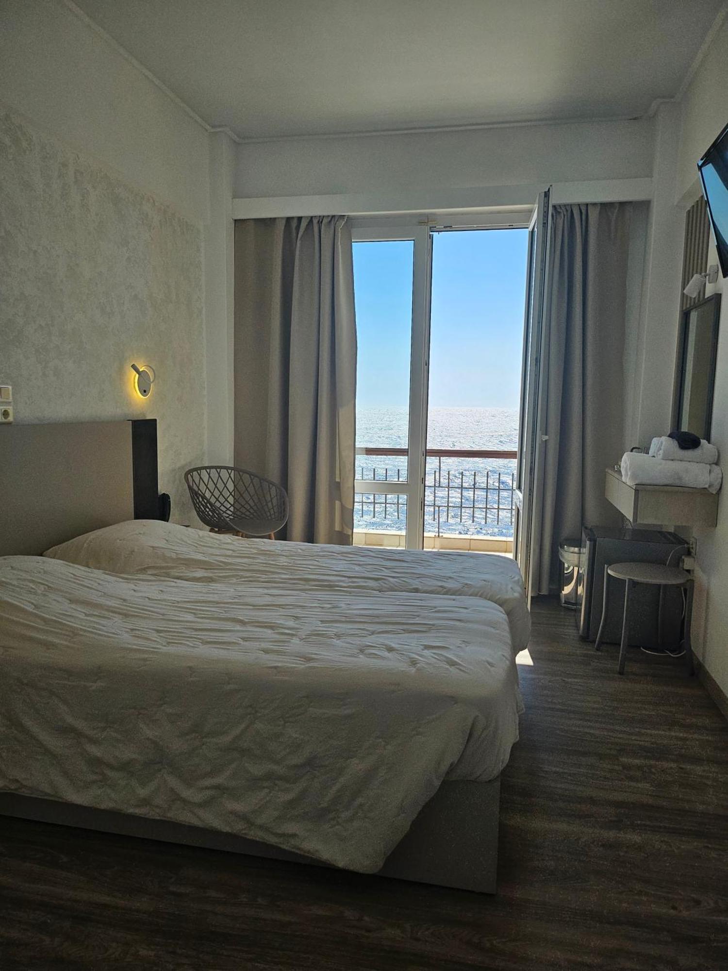 Nisaki Hotel & Elite Suites Ermupoli Zewnętrze zdjęcie