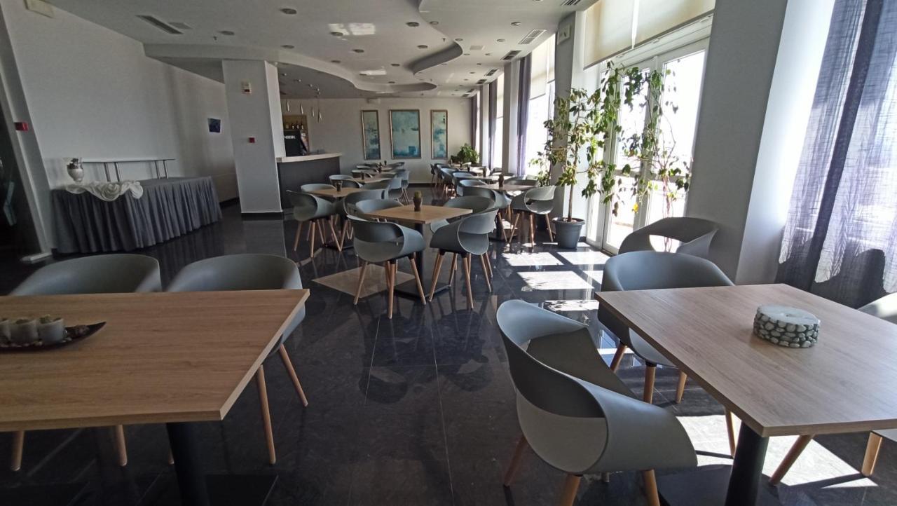 Nisaki Hotel & Elite Suites Ermupoli Zewnętrze zdjęcie